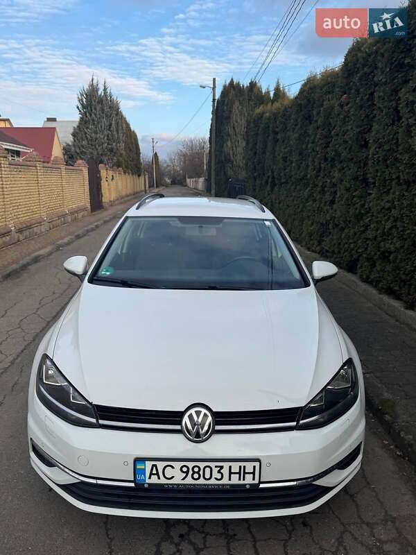 Volkswagen Golf (2019)