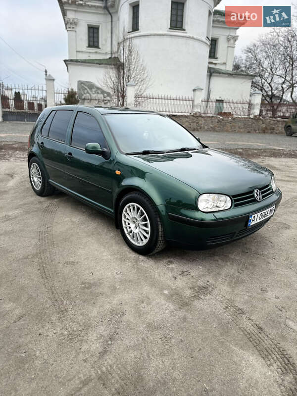 Volkswagen Golf (1999)