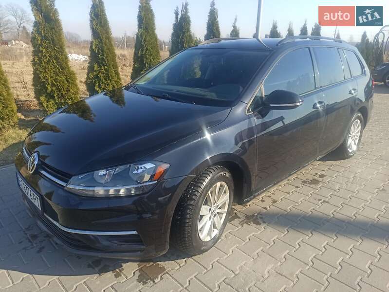 Volkswagen Golf (2019)