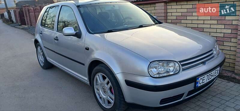 Volkswagen Golf (2001)