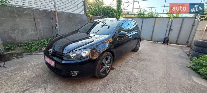 Volkswagen Golf (2010)