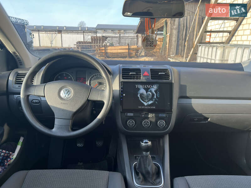Volkswagen Golf (2009)