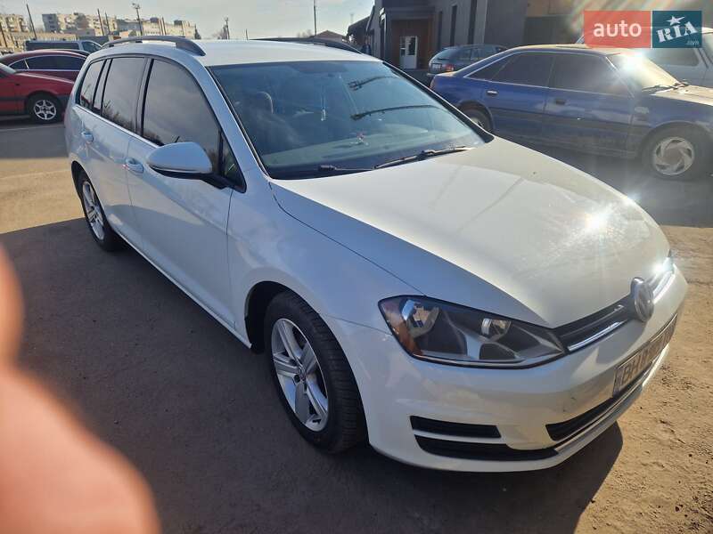 Volkswagen Golf (2015)