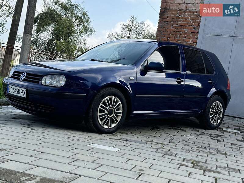 Volkswagen Golf (2000)