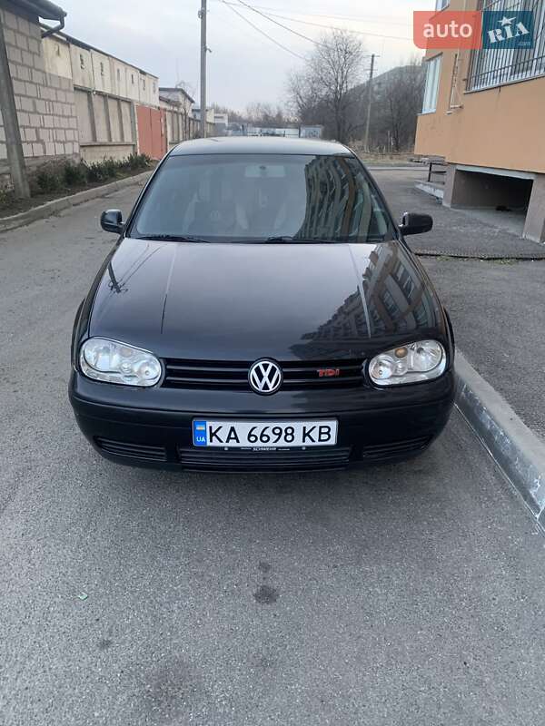 Volkswagen Golf (2002)