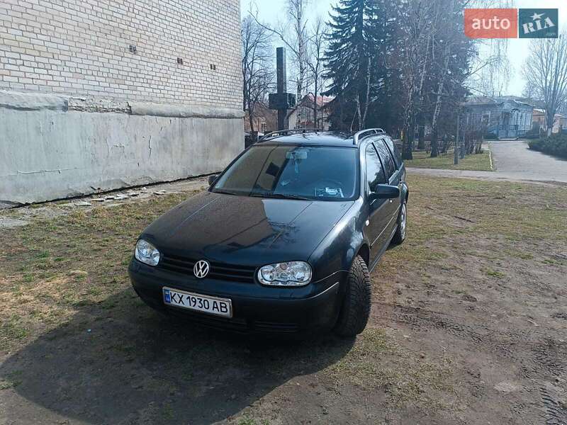 Volkswagen Golf (2001)