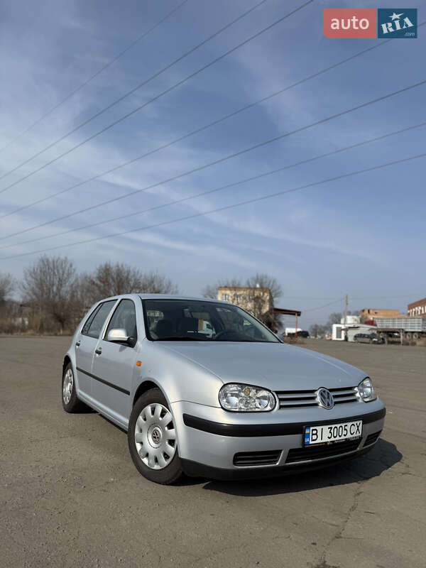 Volkswagen Golf (1998)