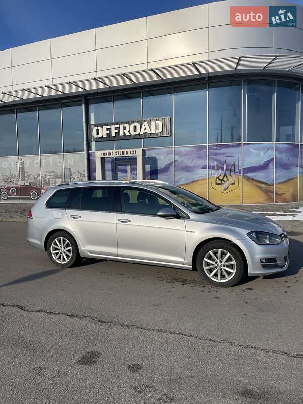 Volkswagen Golf (2015)