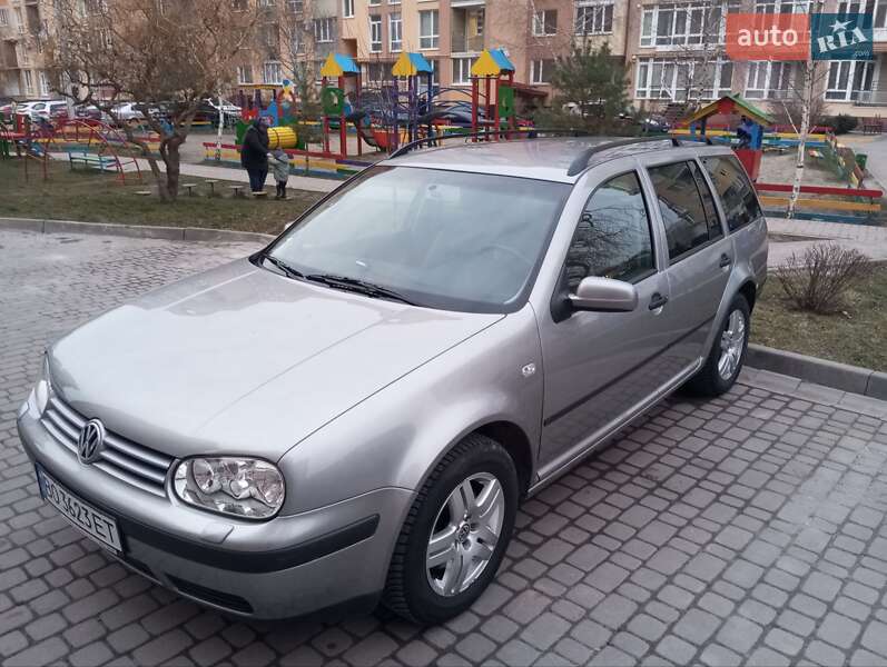 Volkswagen Golf (2002)