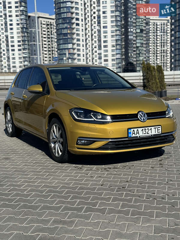 Volkswagen Golf (2017)