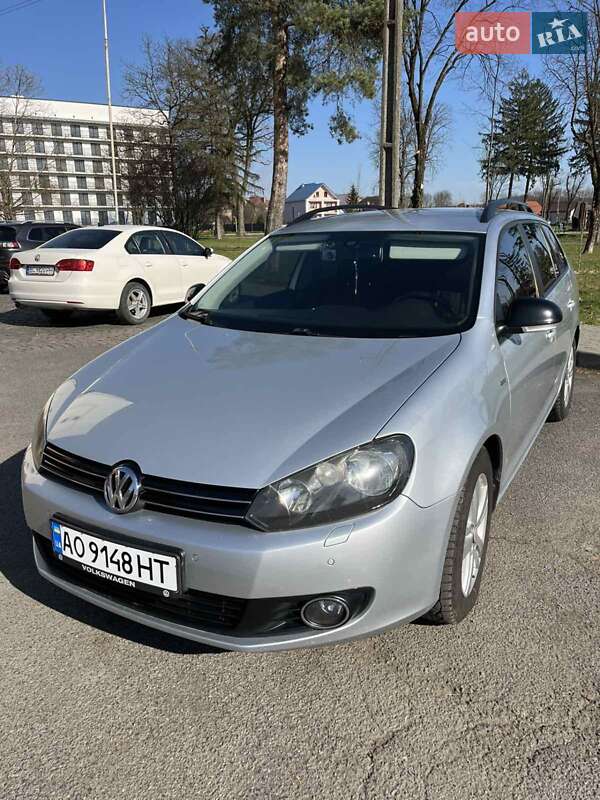 Volkswagen Golf (2012)