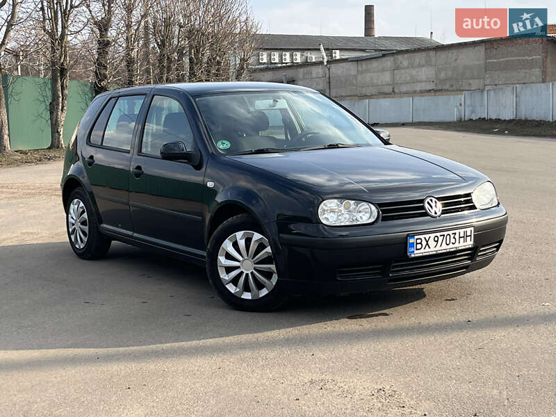 Volkswagen Golf (2000)