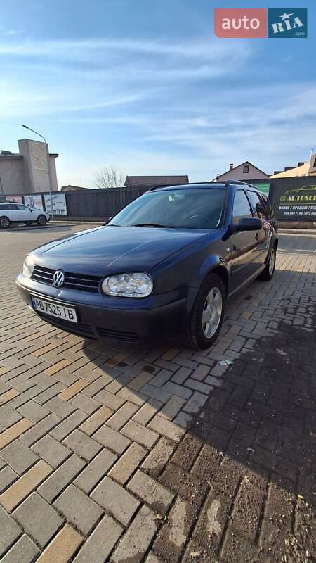 Volkswagen Golf (2001)
