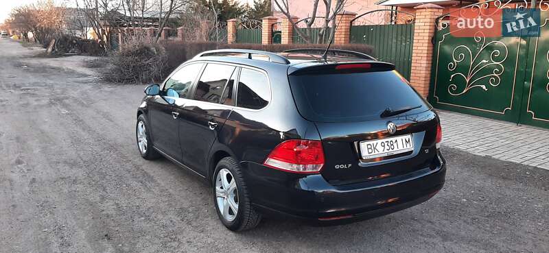 Volkswagen Golf (2008)