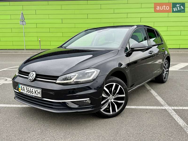 Volkswagen Golf (2019)