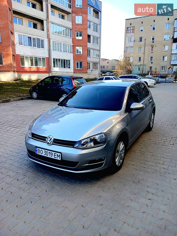 Volkswagen Golf (2014)