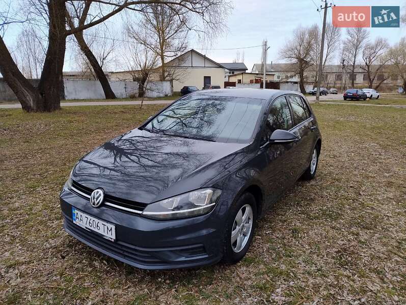 Volkswagen Golf (2018)