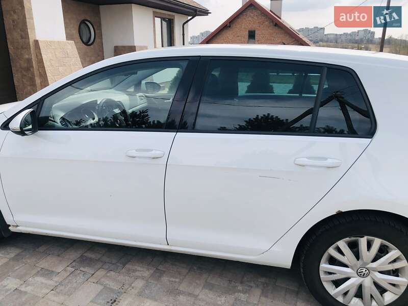 Volkswagen Golf (2014)
