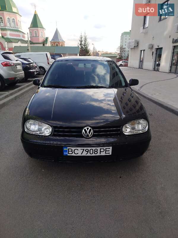 Volkswagen Golf (1999)