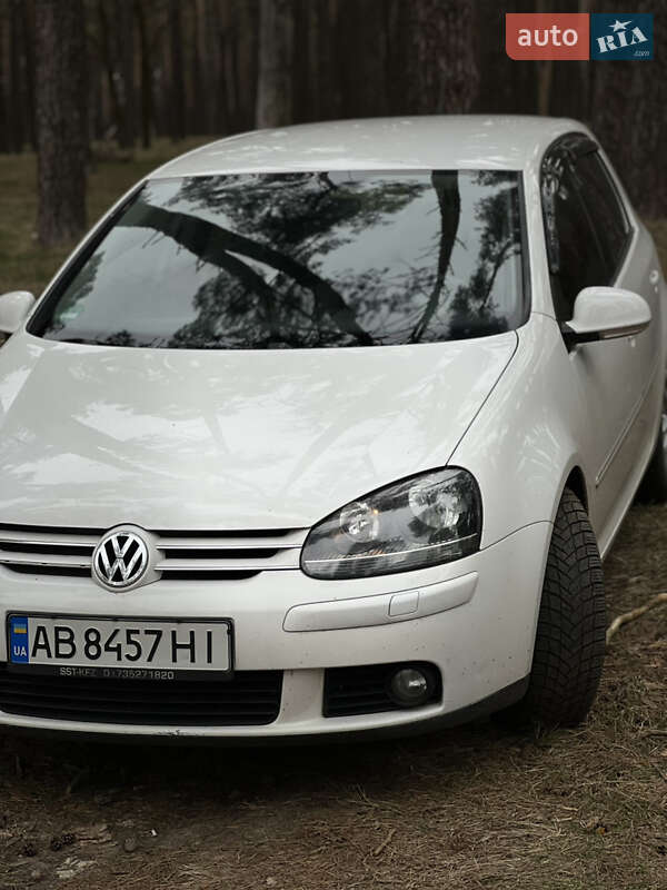 Volkswagen Golf (2008)