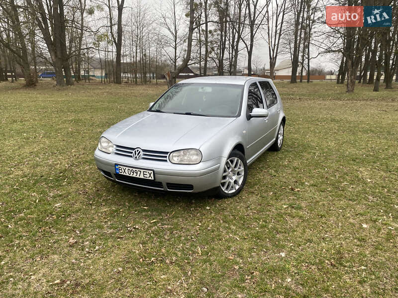 Volkswagen Golf (2001)