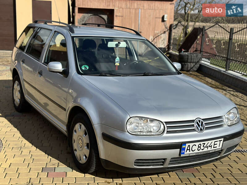 Volkswagen Golf (2001)