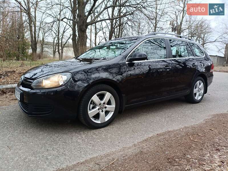 Volkswagen Golf (2010)
