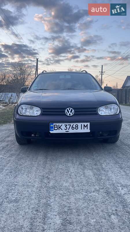 Volkswagen Golf (2000)