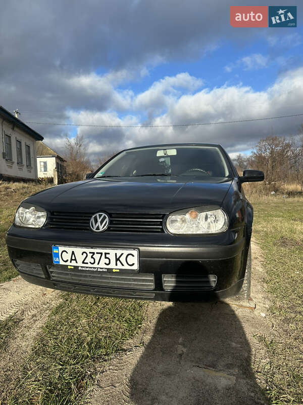 Volkswagen Golf (1999)