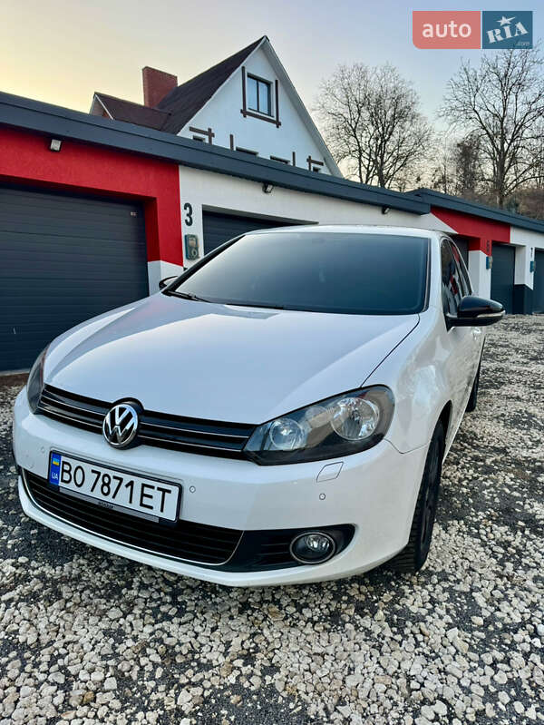 Volkswagen Golf (2011)
