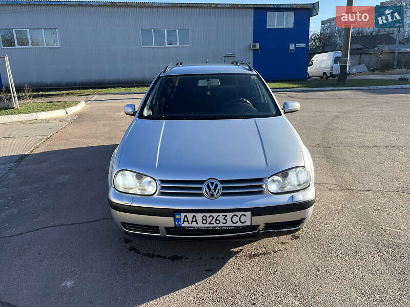 Volkswagen Golf (2001)