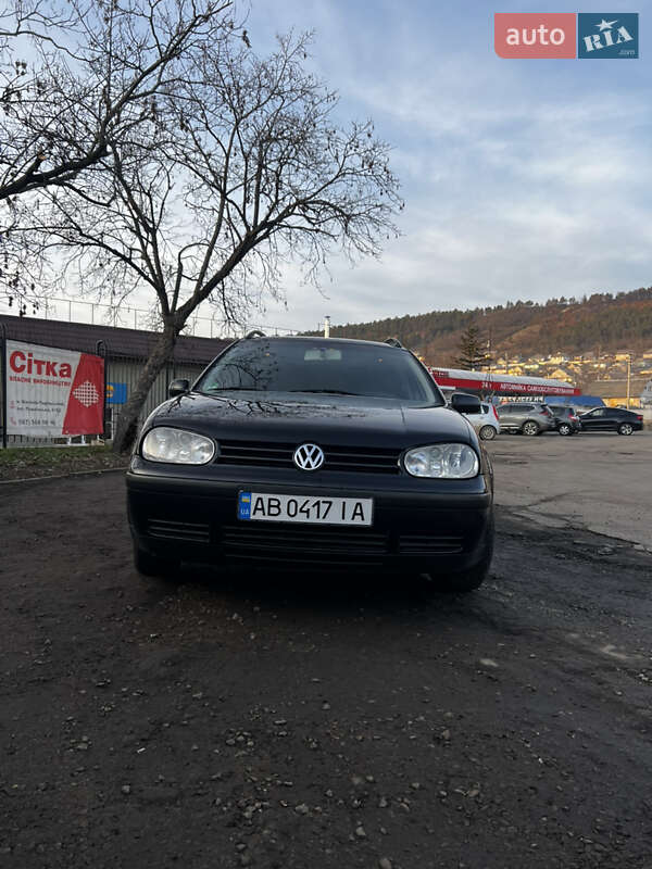 Volkswagen Golf (2000)