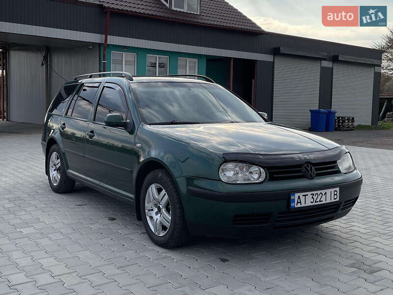 Volkswagen Golf (2002)