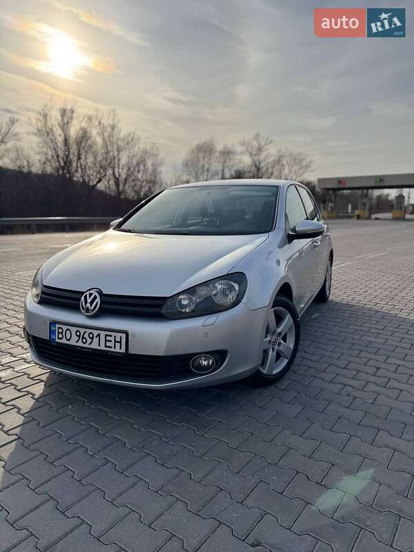 Volkswagen Golf (2010)