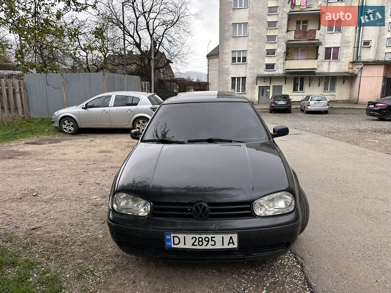 Volkswagen Golf (2000)