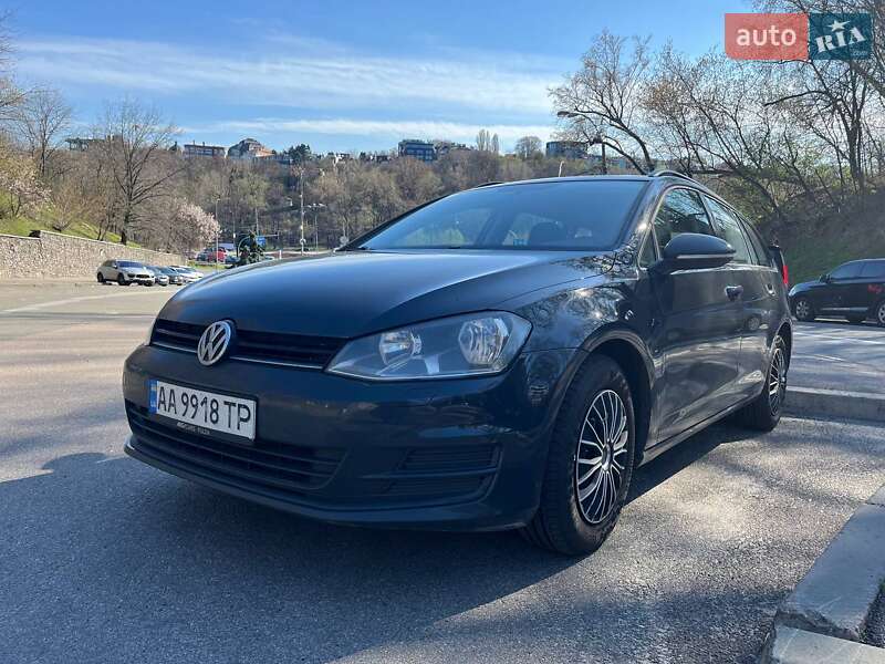 Volkswagen Golf (2014)