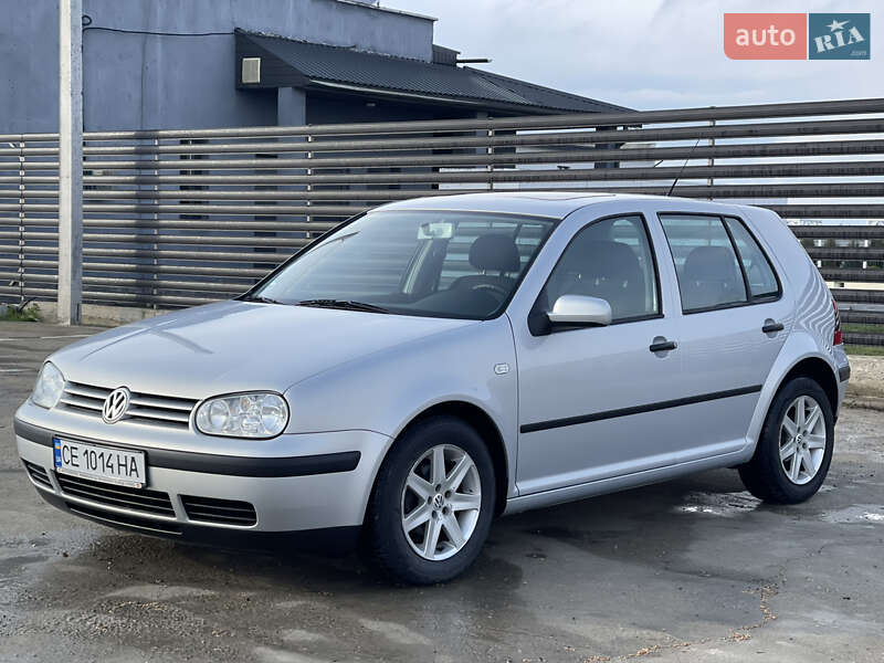 Volkswagen Golf (2000)