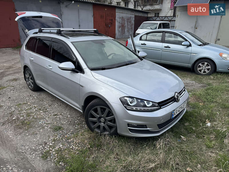 Volkswagen Golf (2016)
