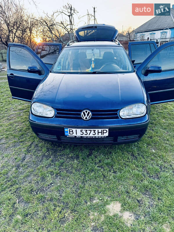 Volkswagen Golf (1999)
