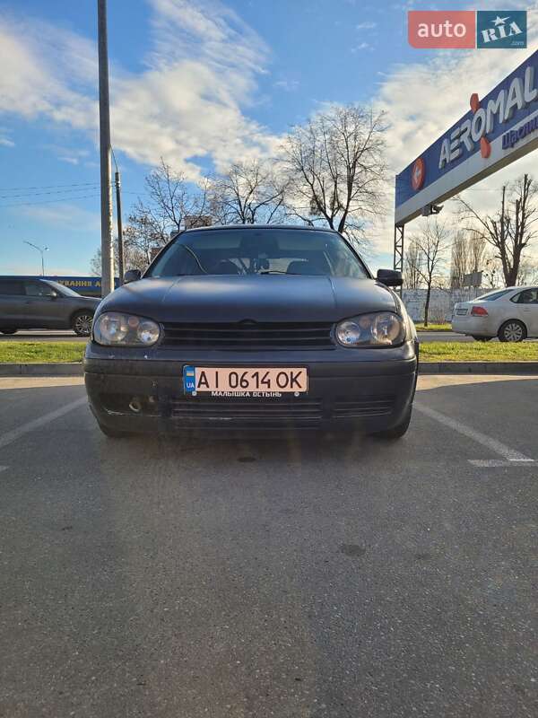 Volkswagen Golf (2001)