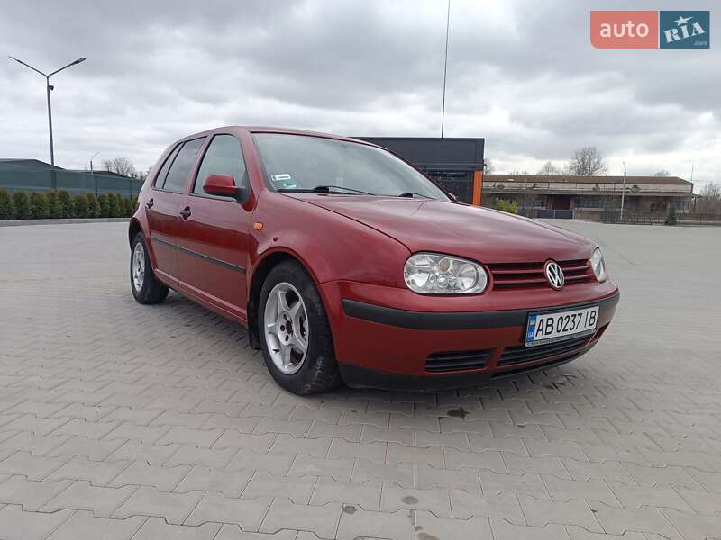 Volkswagen Golf (1998)