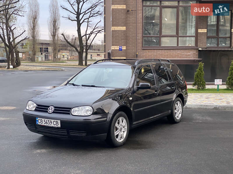 Volkswagen Golf (2000)