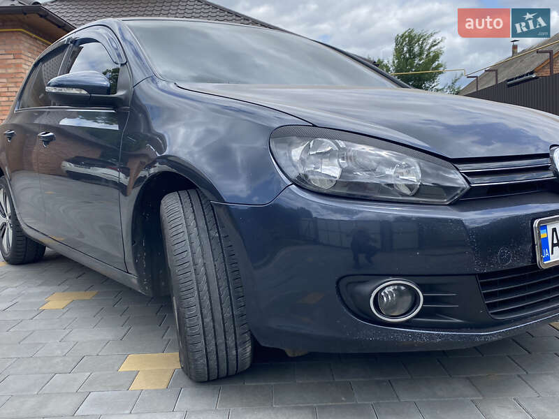 Volkswagen Golf (2012)