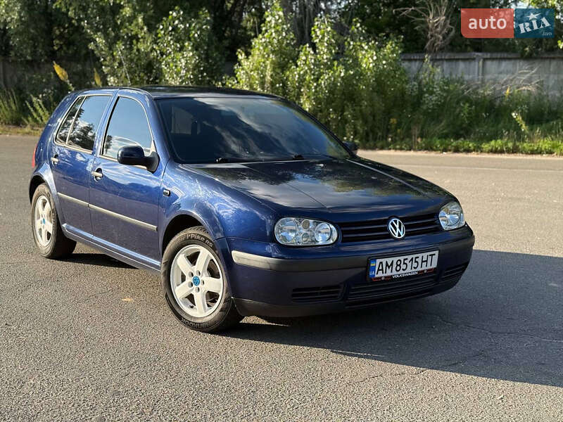 Volkswagen Golf (2000)