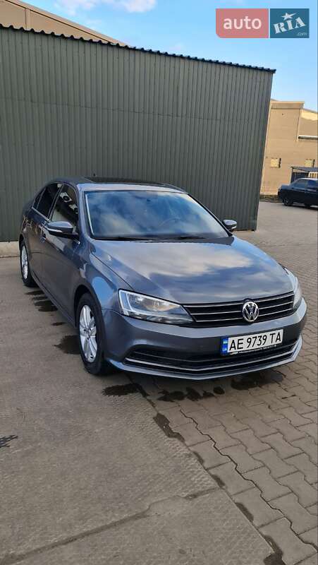 Volkswagen Jetta (2015)