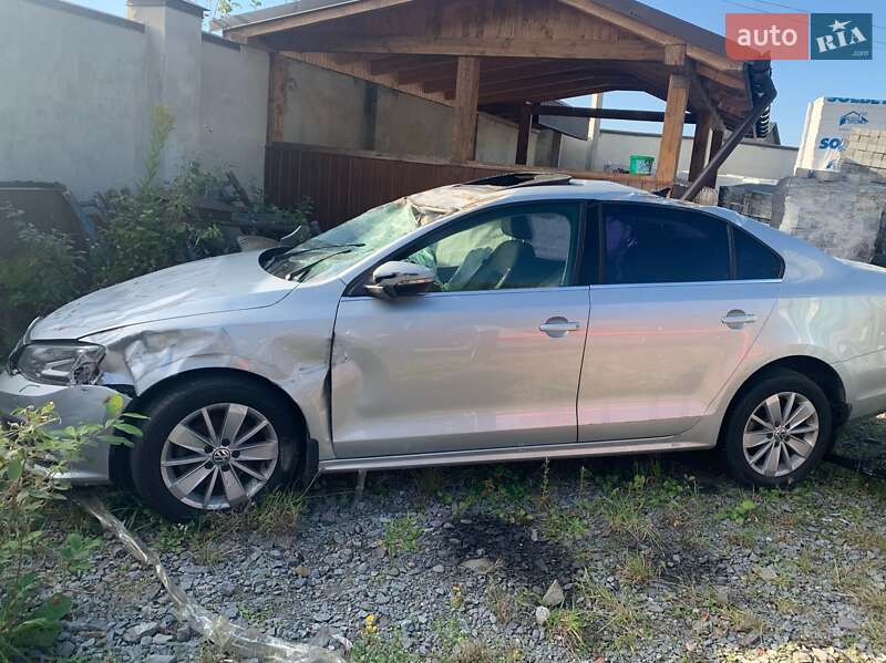 Volkswagen Jetta (2016)