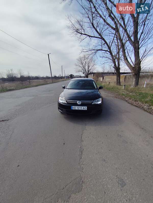 Volkswagen Jetta (2013)