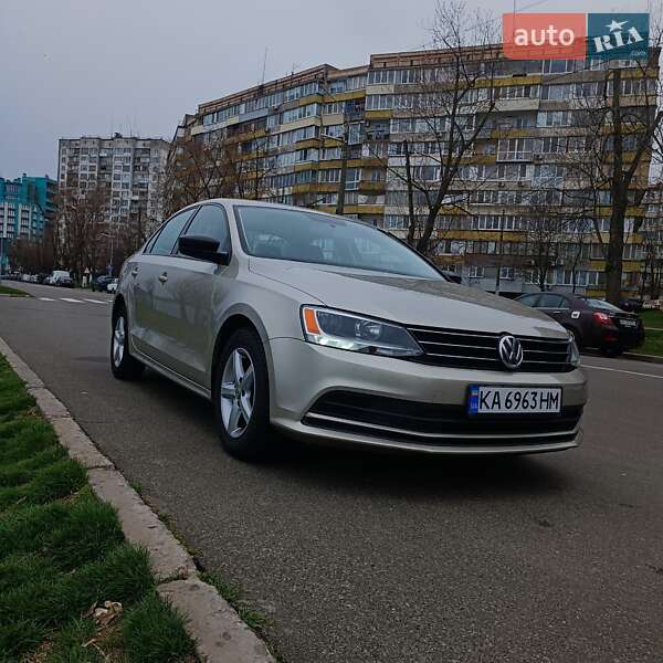 Volkswagen Jetta (2015)
