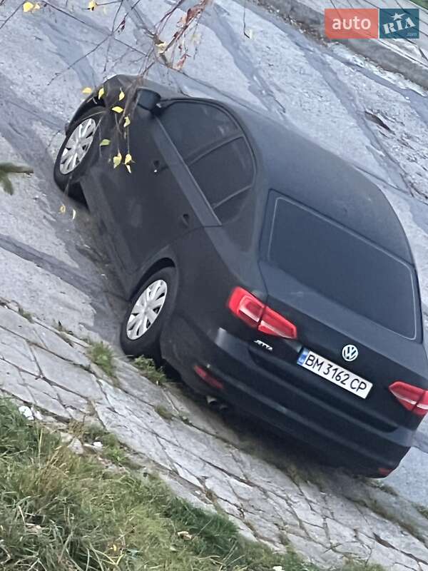 Volkswagen Jetta (2015)