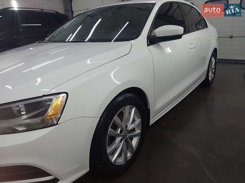Volkswagen Jetta (2016)